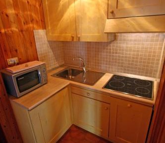 Studio (4 Adults)