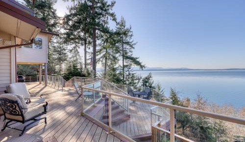 Four bedroom holiday home 