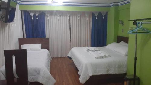 Deluxe Family Room