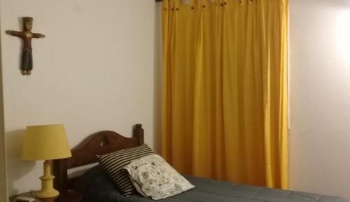 Standard Twin Room with Shared Bathroom