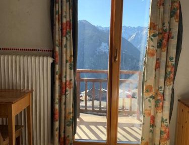 Twin Room with Private Bathroom