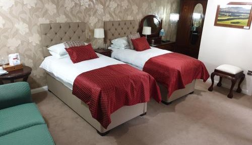 Double or Twin Room with Private Bathroom