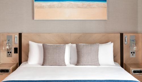 Superior Corner King Room