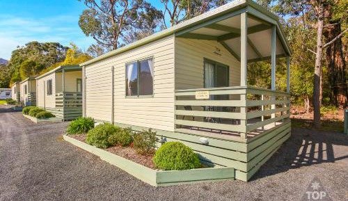 One-Bedroom Cabin
