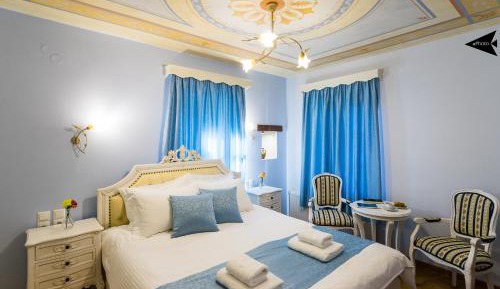 Deluxe Double Room (Cyclamen) 