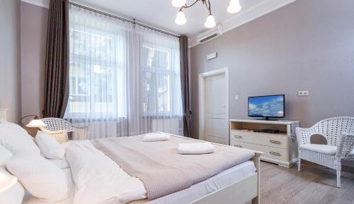 Deluxe Apartment with Balcony (6 Adults)