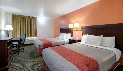 Deluxe Quadruple Room - Non-Smoking
