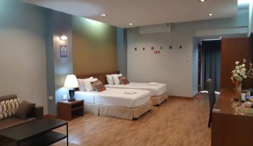 Standard Twin Room with Sofa