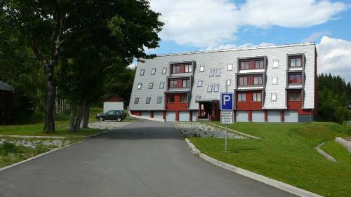 Studio (4 Adults)