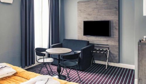 Privilege King Room with Sofa Bed