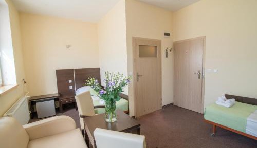 Standard Twin Room with Sofa