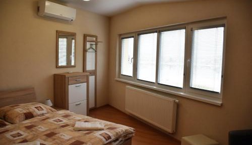 Comfort Triple Room with Shower