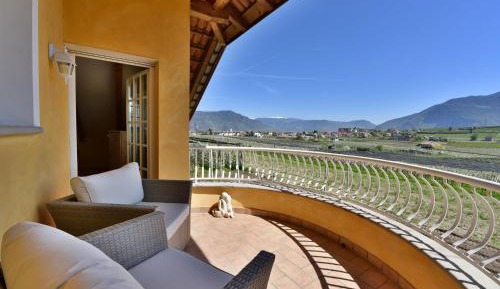 Apartment with View and Balcony