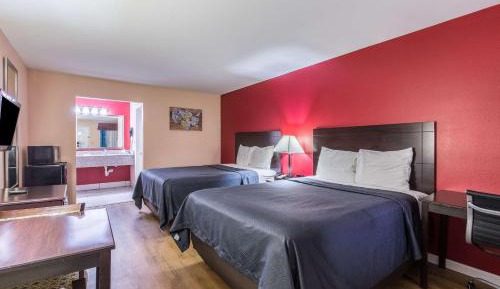 Double Room with Two Double Beds - Non-Smoking