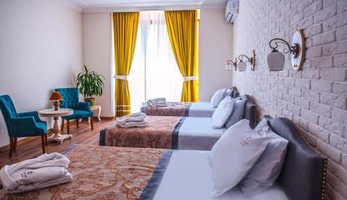 Superior Triple Room