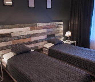 Twin Room with Private Bathroom