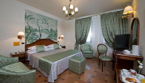 Classic Double Room