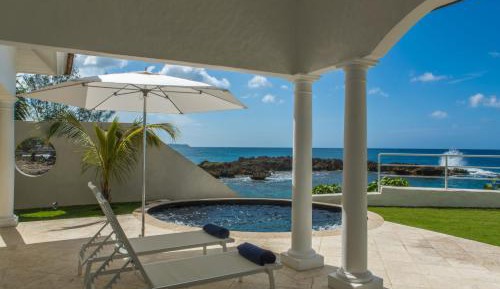 Superior Shiprock Villa with Ocean View 