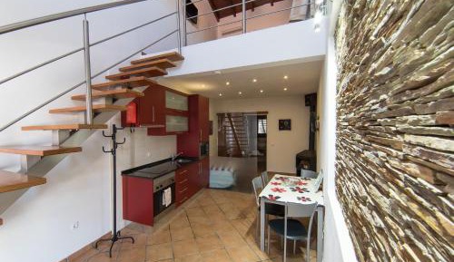 Studio (3 Adults)
