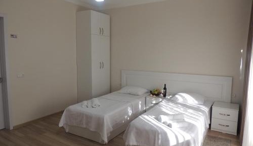 Double Room with Balcony (3 Adults)