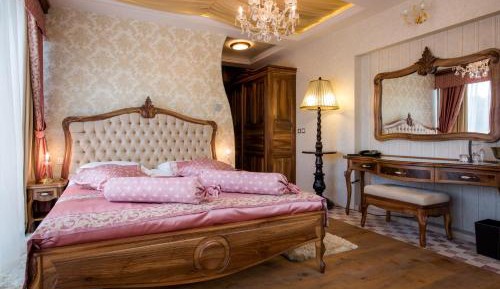 Luxury Double Room with Hot Tub