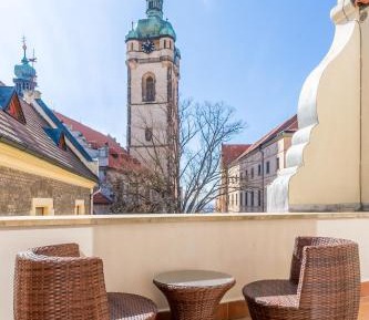 Apartment with Terrace