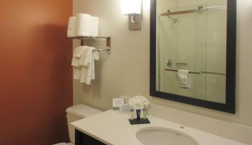 Queen Suite with Two Queen Beds - Non-Smoking