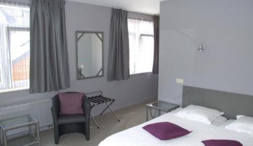 Large Twin Room