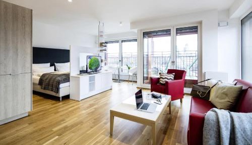 Comfort Double Studio with River View (71 in bed)