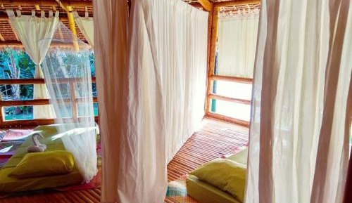 Double bed in 6-beds Partitioned Dormitory Room