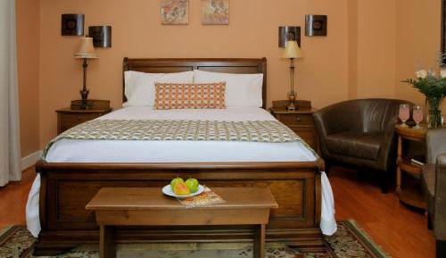 Queen Room