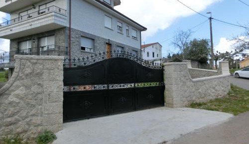 Three-Bedroom Townhouse