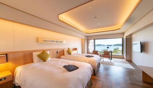 Deluxe Twin Room with Sea View