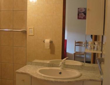 Triple Room with Private Bathroom