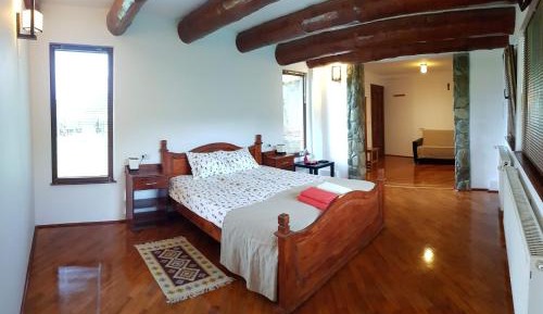 King Room with Mountain View