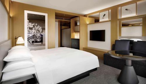 King Room - Club Access