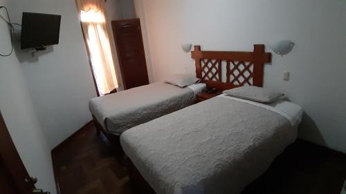 Twin Room with Private Bathroom