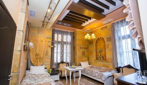 Large Single Room