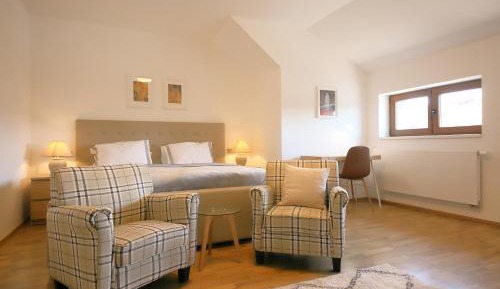 Apartment - Split Level