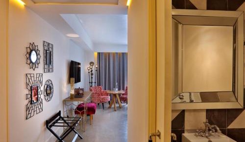 Prestige Suite
