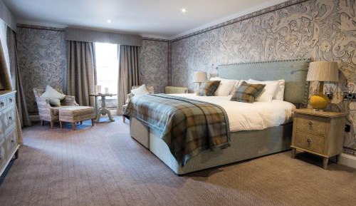Feature Double Room
