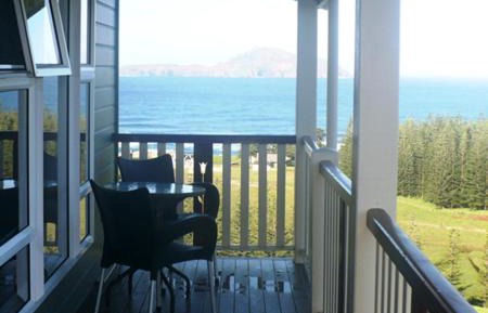 Two-Bedroom Apartment - Sea View