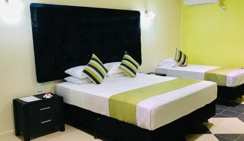 Deluxe Suite
