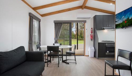 Deluxe Two-Bedroom Cabin
