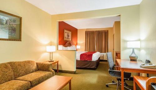 King Suite - Disability Access/Non-Smoking