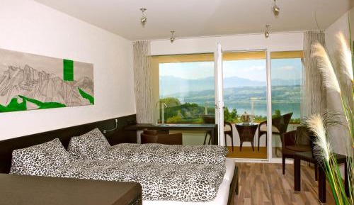 Double Room with Lake View