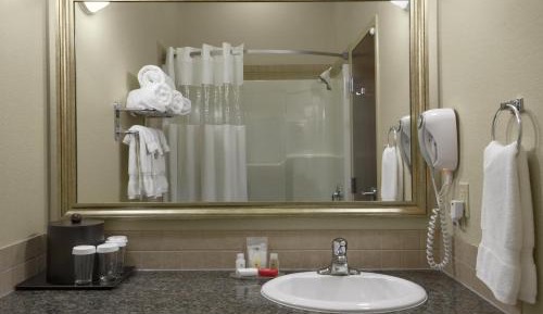 2 Queen Beds Suite - Non-Smoking