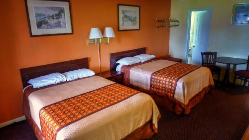 Double Room with Two Double Beds - Non-Smoking