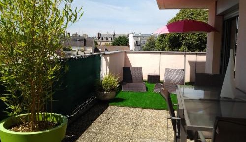 Apartment with Terrace