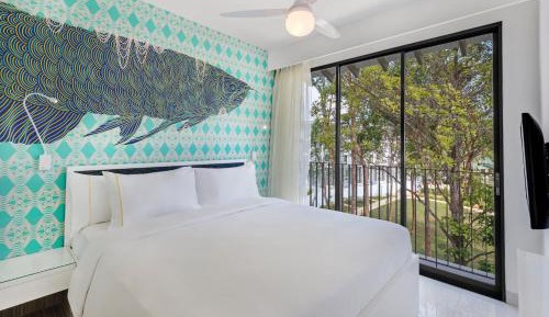 One Bedroom Suite Queen - Free Return Transfer (BBT Terminal and Resort)